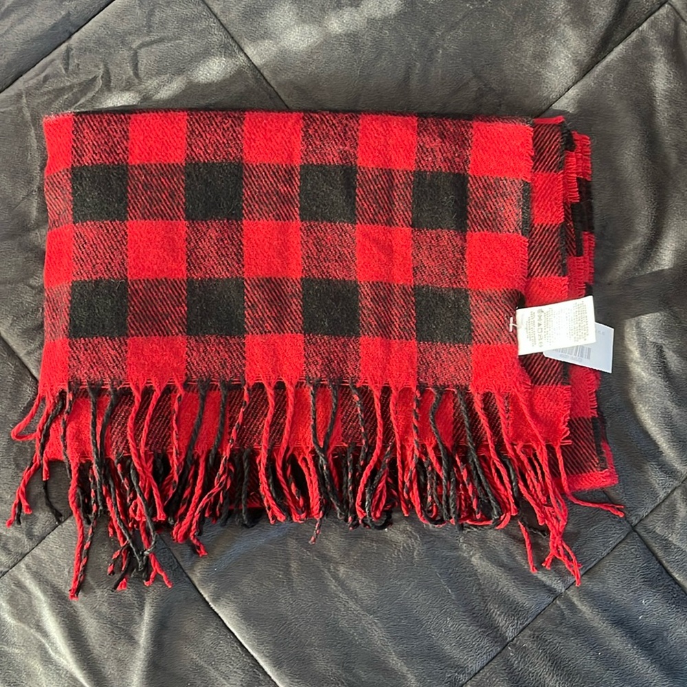 Eddie Bauer Large Flannel Scarf